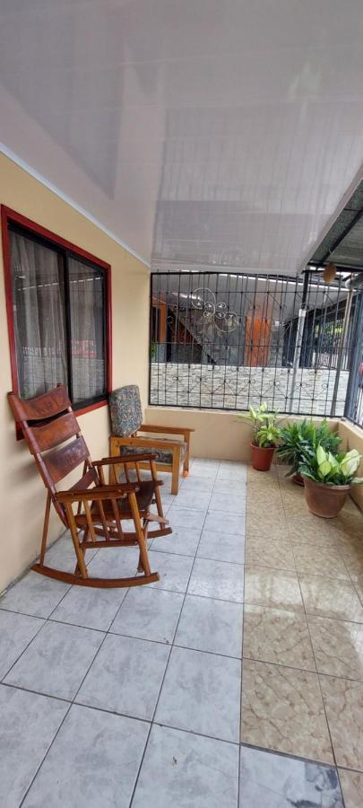 Hostel Casa Marina Puerto Limon Exteriör bild