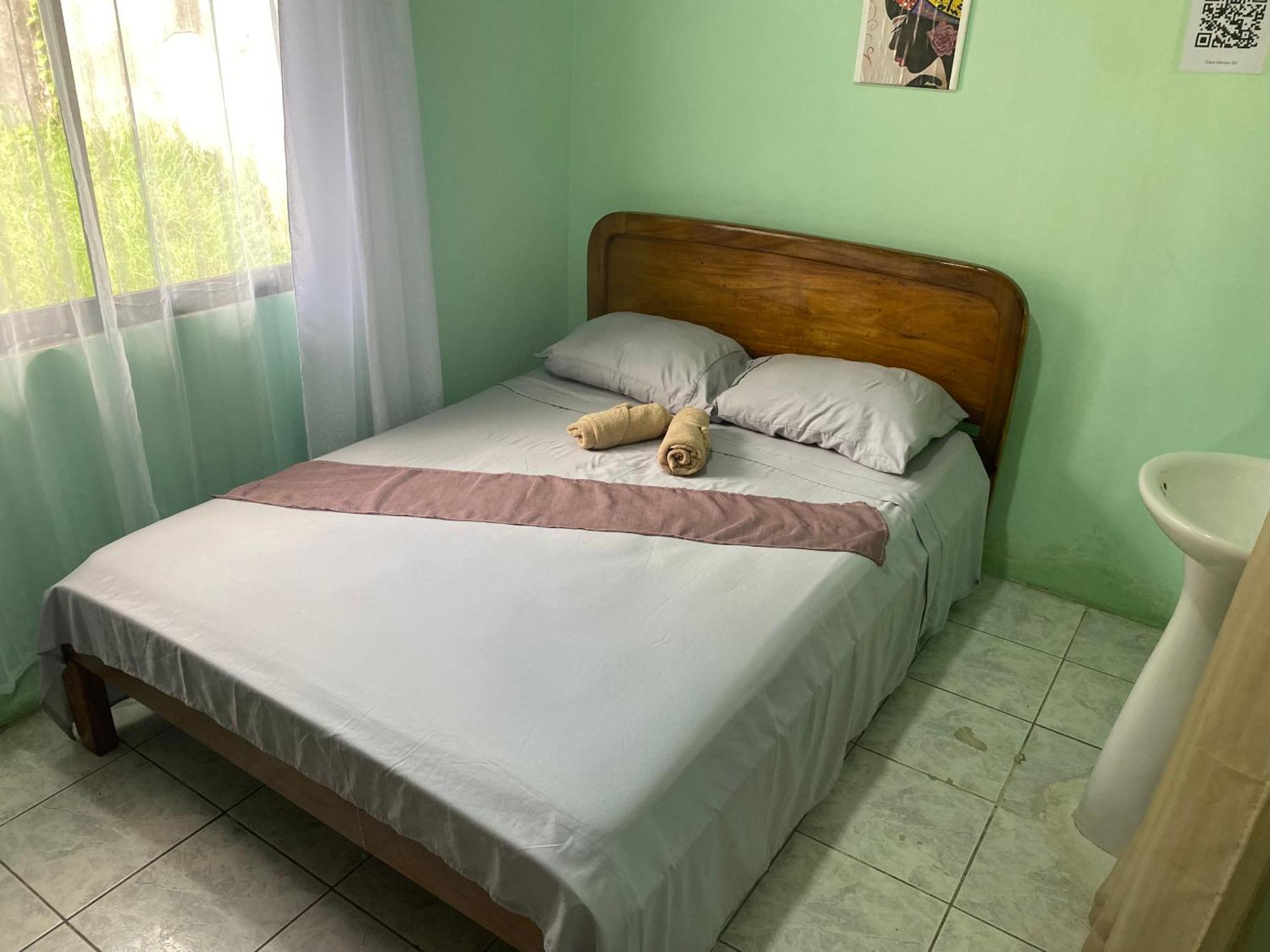 Hostel Casa Marina Puerto Limon Exteriör bild